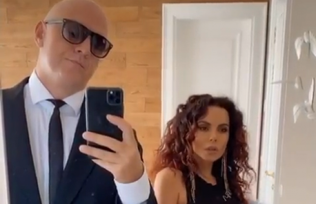 Потап і Настя Каменських взяли участь у популярному флешмобі - репер станцював у сукні (відео)