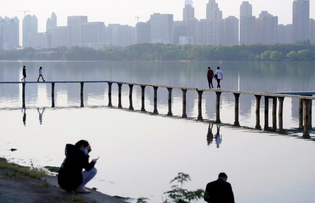 Китайцы массово планируют посетить Ухань, который был эпицентром распространения Covid-19 (фоторепортаж)