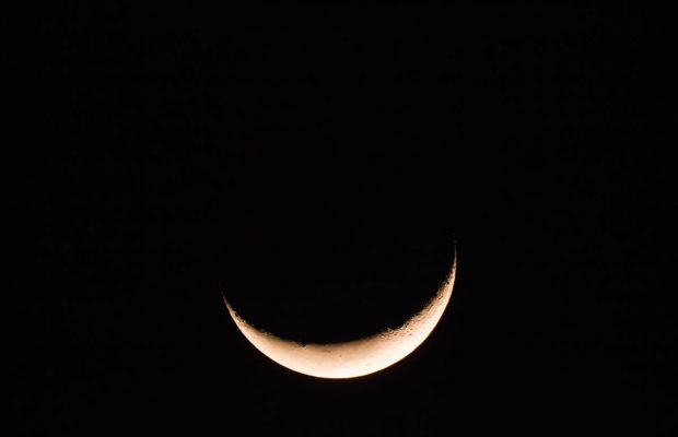 Новолуние 23 апреля: жизнь 4 знаков Зодиака кардинально изменится