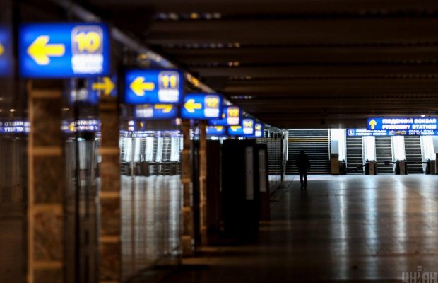 Старт продажи ж/д билетов: что сегодня происходило на столичном вокзале (видео)