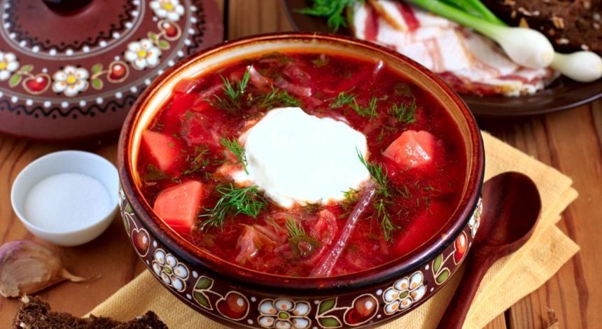 Как приготовить настоящий украинский борщ: вкусные рецепты