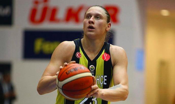 Аліна Ягупова в середньому набирала 21,3 очка за гру / фото: instagram.com/fbkadinbasket Аліна Ягупова в середньому набирала 21,3 очка за гру / фото: instagram.com/fbkadinbasket