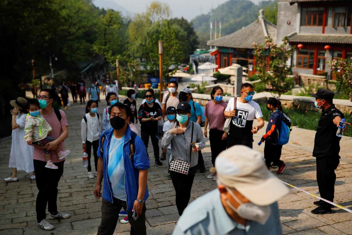 Вспышка коронавируса в Китае / фото REUTERS