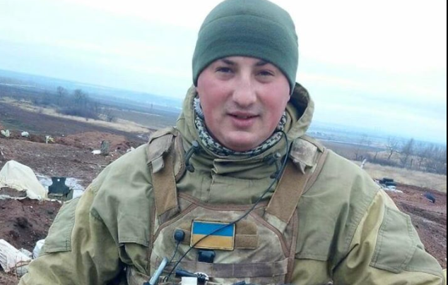 Поховали українського воїна на Личаківському цвинтарі \ Фейсбук Андрій Садовий Поховали українського воїна на Личаківському цвинтарі \ Фейсбук Андрій Садовий