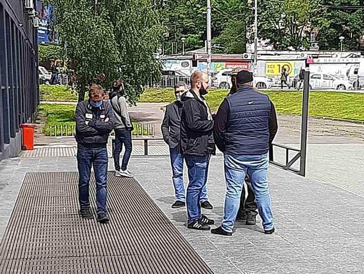Обшуки в Довженко-Центрі / facebook.com/ivan.kozlenko Обшуки в Довженко-Центрі / facebook.com/ivan.kozlenko
