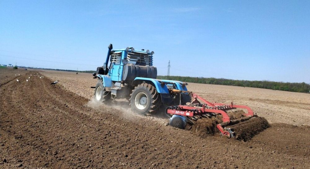 Farmland - Zelensky enacts law to launch market in Ukraine — UNIAN - Vimarsana News