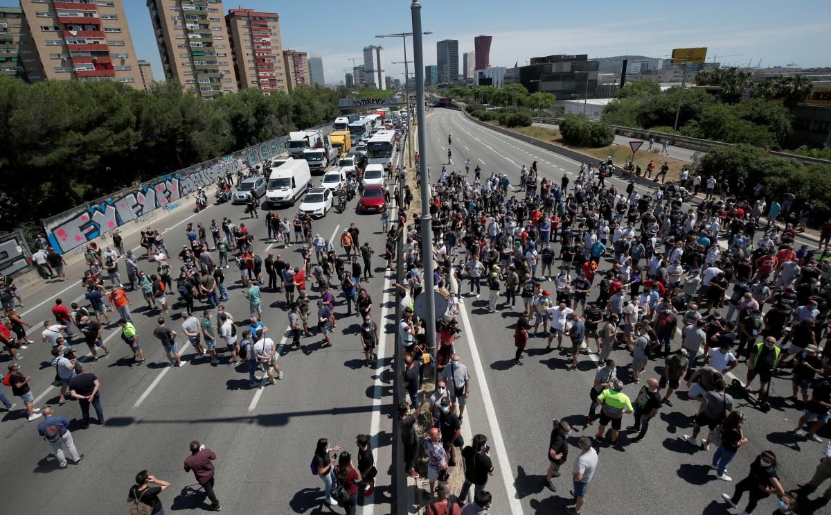 Фото Протести в Барселоні через закриття заводу Nissan 29 травня 2020