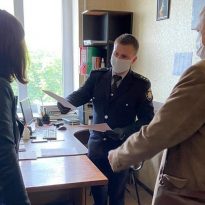 Вільно гуляли селом: поліція взялася за директорку будинку для літніх, де померло троє інфікованих пенсіонерів