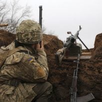 Доба на Донбасі: бойовики застосували гранатомет та стрілецьку зброю