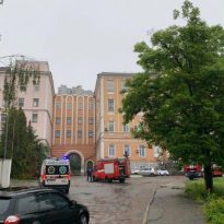 У Києві сталася пожежа в лікарні, де перебувають хворі на коронавірус (фото)