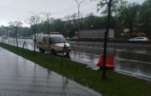 "Очищали зливостоки та чергували заздалегідь": у КМДА прокоментували чергове підтоплення вулиць Києва