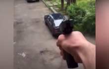 В Днепре пьяный подросток стрелял с балкона и угрожал "вынести мозги" прохожим (видео)