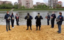 "Побєдобесіє" на дні: у Росії акцію "Безсмертний полк" провели під водою (фото)
