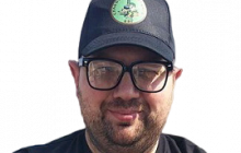 "Армия превращается в "территорию абсурда". В Киеве не думают, как облегчить жизнь бойцу на передовой, а придумывают дополнительные учения, журналы, ярлычки. Поэтому толковые командиры будут увольняться"