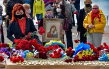 9 травня в Херсоні: поліція зафіксувала масове порушення карантину (фоторепортаж)