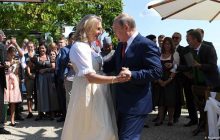 Екс-голова МЗС Австрії, яка прославилася танцями з Путіним, працюватиме на Russia Today