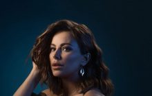 "Богиня!": Лорак вразила мережу великими грудьми в екстремальному декольте (фото)