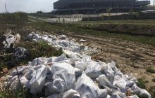 "Красота завораживает": возле стадиона "Арена-Львов" обнаружили свалку (фото)