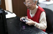 Новый рекорд: 90-летняя бабушка cтала самым взрослым геймером на YouTube