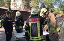 Обвал стіни будинку в Одесі: розбір уламків призупинили через загрозу нових руйнувань
