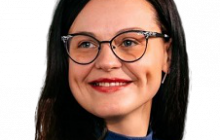 "Не слід безконтрольно споживати будь-яку інформацію, яку мозок не в змозі «перетравити». Це загрожує інформаційним ожирінням"