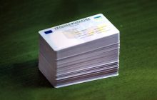 В Україні одночасно оформлятимуть ID-картку і номер платника податків