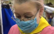 "Яка війна?": мережа обурена відео з магазину у Миколаєві, де продавали футболку з написом "Росія"