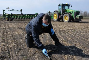 Посевная в Украине не началась только в одной области - премьер