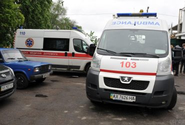 Оккупанты обстреляли машину скорой помощи в Бериславе, тяжело ранены фельдшеры