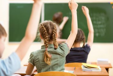 Россияне вывезли из Луганской области в Татарстан десятки школьников