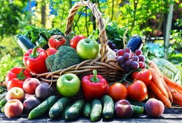 Фрукти та овочі можуть значно покращити ваш сон: дослідники пояснили, як це працює