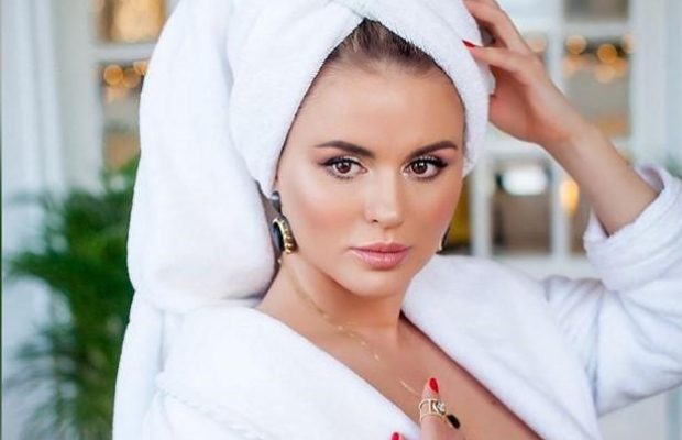 "Що ти таке?": Анна Семенович з потрійним підборіддям шокувала шанувальників (фото)