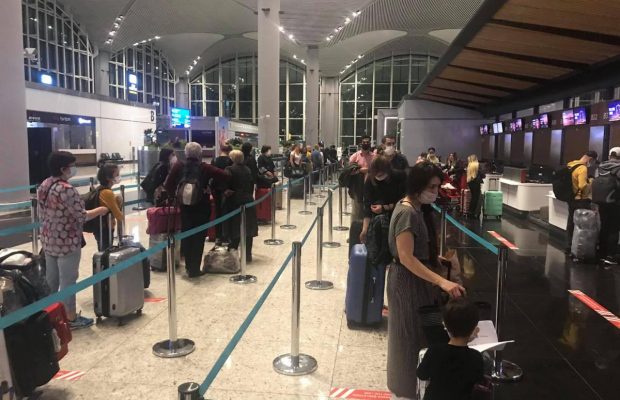 З Туреччини до Києва повертаються понад 100 українців