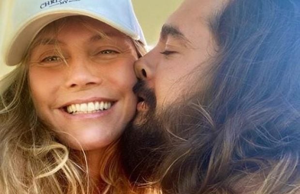 Розпатлана та без ліфчика: Хайді Клум показала пікантні фото з молодим чоловіком