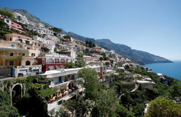 Отпуск-2020: эксперт рассказал, куда украинцы смогут полететь на отдых предстоящим летом