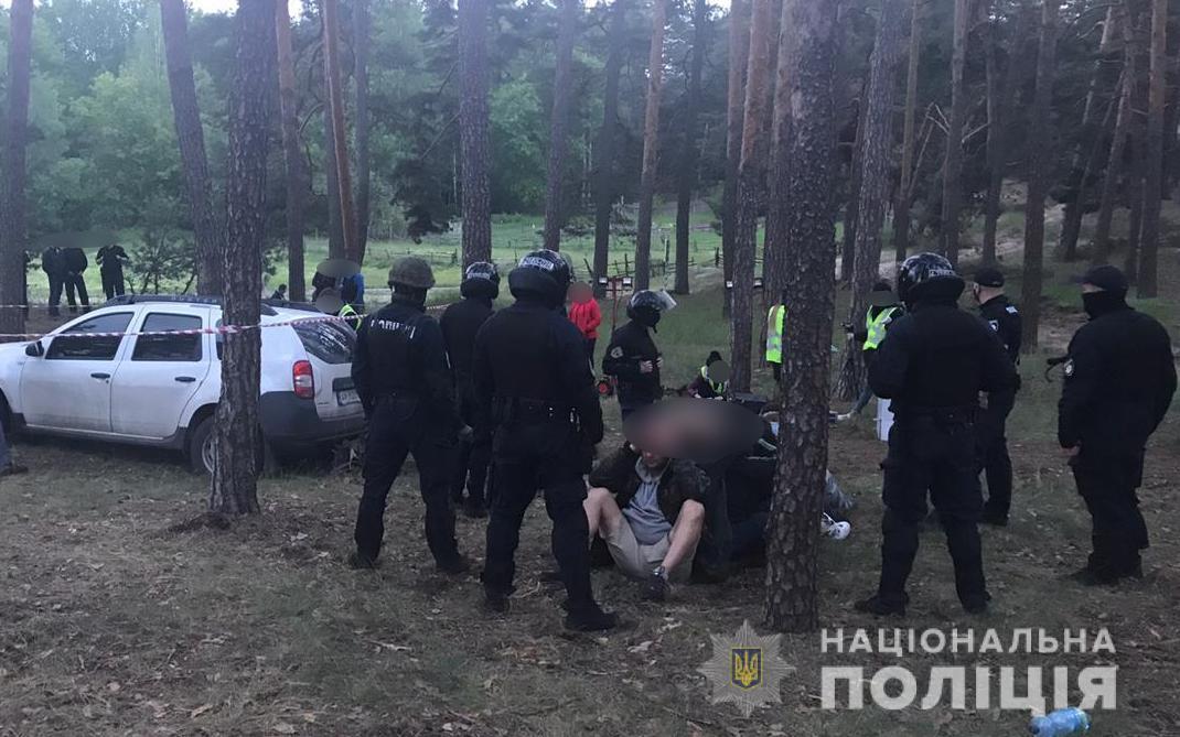 Ранее эти же лица угрожали руководителю одного из отделов полиции / фото Нацполиция Ранее эти же лица угрожали руководителю одного из отделов полиции / фото Нацполиция