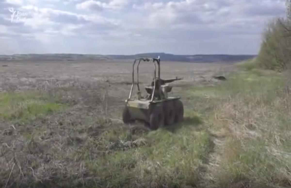 Техника впечатлила военных специалистов на передовой / скриншот из видео Техника впечатлила военных специалистов на передовой / скриншот из видео