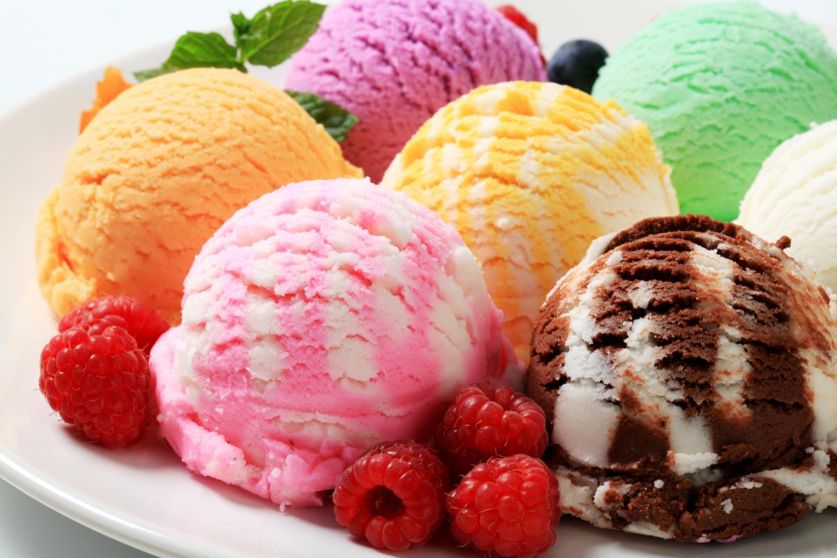 Для желающих похудеть, мороженое есть не следует \ фото ua.depositphotos.com