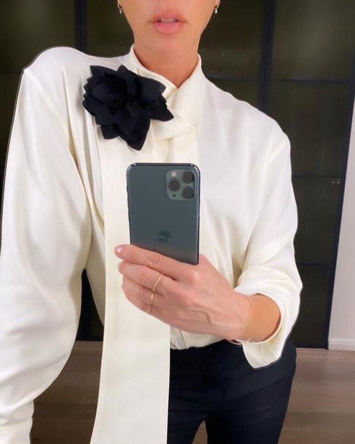 Новый образ Виктории Бекхэм / фото instagram.com/victoriabeckham Новый образ Виктории Бекхэм / фото instagram.com/victoriabeckham