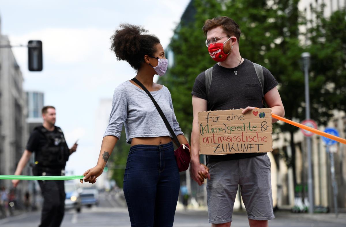 Акція протесту в Німеччині / фото REUTERS Акція протесту в Німеччині / фото REUTERS