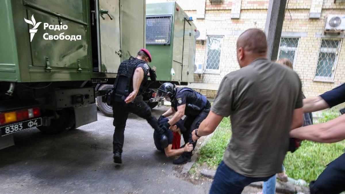 Дії правоохоронців будуть перевіряти / фото Радіо Свобода Дії правоохоронців будуть перевіряти / фото Радіо Свобода