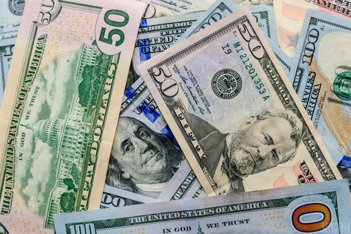 Эксперт отметил, что курс доллара двигается до 40 гривен / фото УНИАН