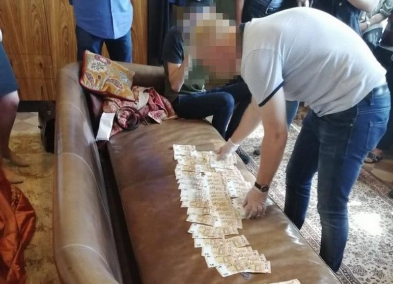One of the detainees is a holder of a Russian passport / Photo from ssu.gov.ua One of the detainees is a holder of a Russian passport / Photo from ssu.gov.ua