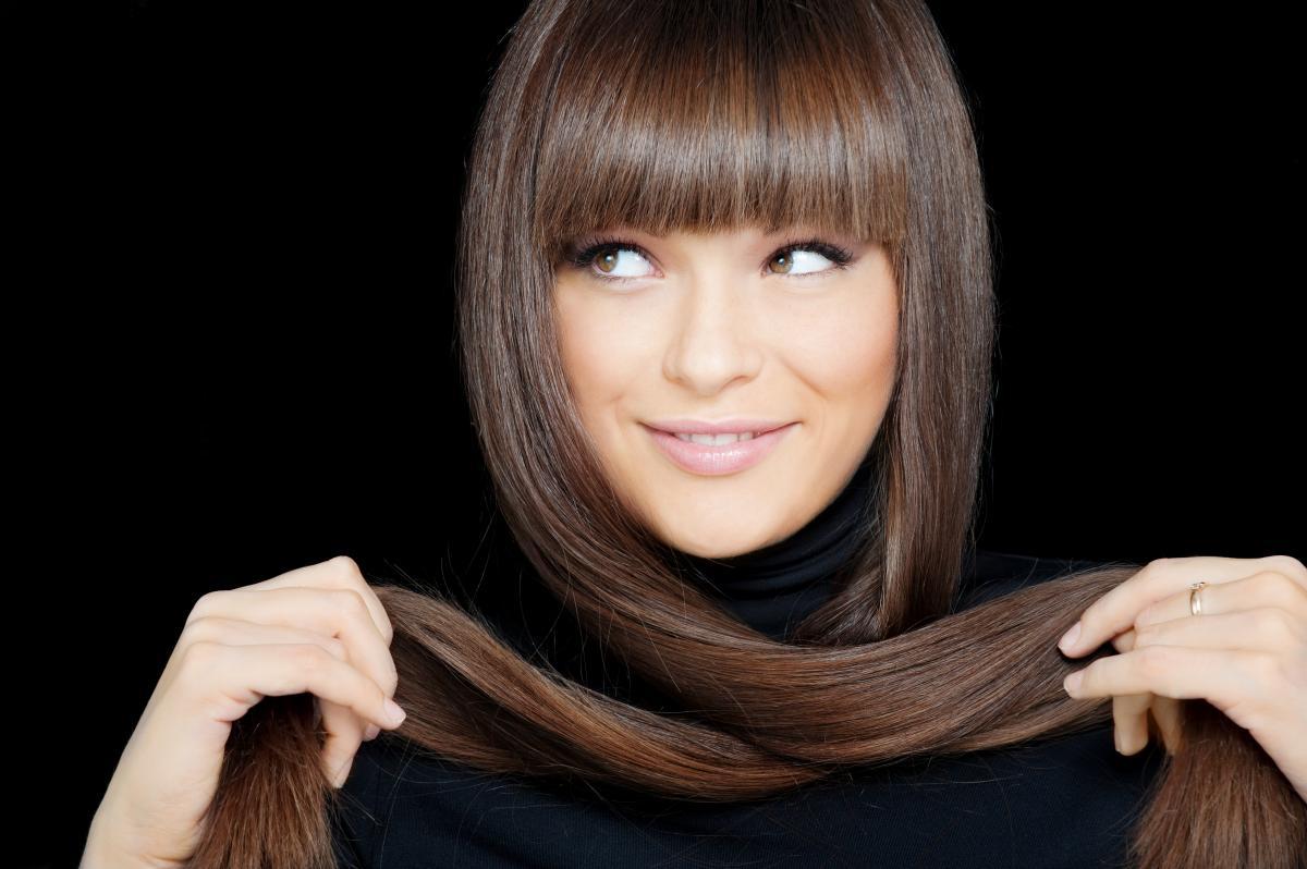 Какой оттенок волос выбрать брюнетке / фото ua.depositphotos.com