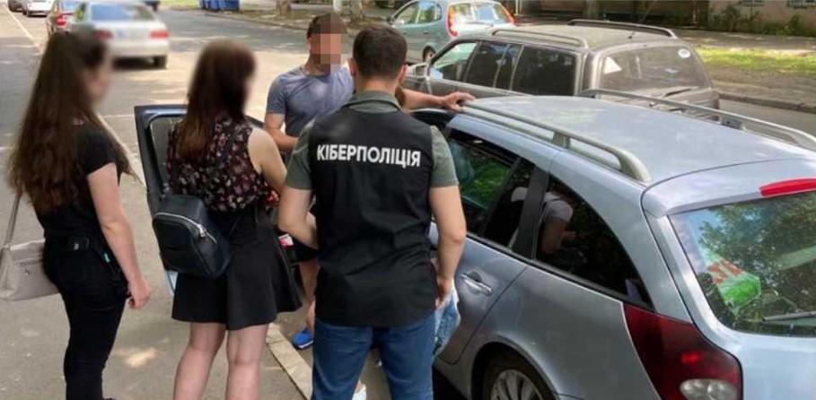 Вартість такої "послуги" становила 1 тисячу гривень / фото поліція Одеської області