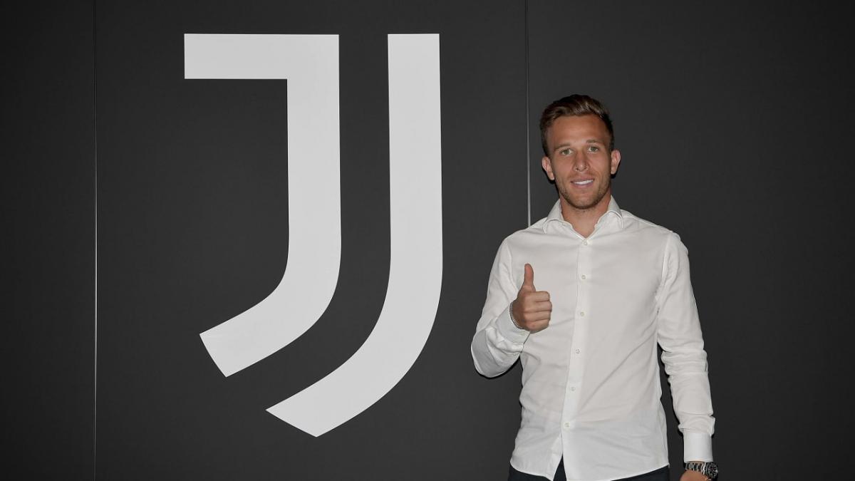 Артур Мело стал игроком Ювентуса / фото twitter.com/juventusfc Артур Мело стал игроком Ювентуса / фото twitter.com/juventusfc