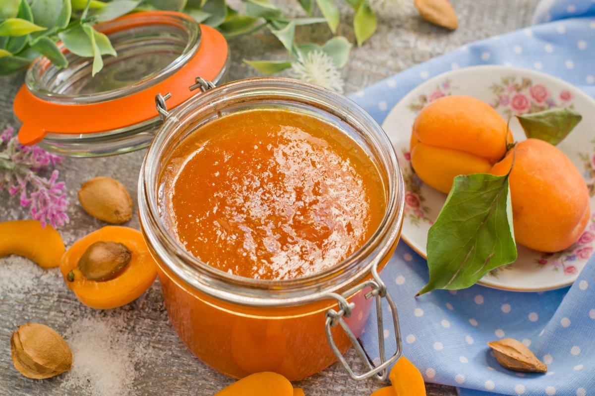 Абрикосове варення на зиму / Фото - botanichka.ru Абрикосове варення на зиму / Фото - botanichka.ru