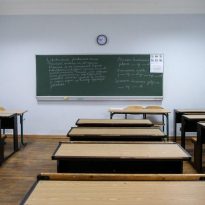 У медкомісії Києва вважають, що в разі зростання захворюваності на COVID-19 місцеві вибори і ЗНО потрібно перенести