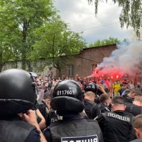Sternenko case hearing: law enforcers detain five at rally outside Kyiv courthouse (Updated)