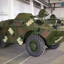 Украинским военным передали восстановленные разведывательные дозорные машины (фото)
